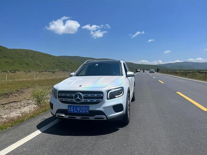 现！坐地起价一天降价8次也没人住？冰球突破技巧国庆第一批血亏的老板出(图11)