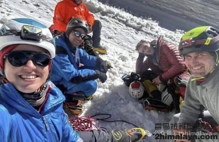 罗斯登山者首攀海拔8163米峰鲜少有人尝试西南壁的替换线路冰球突破豪华版尼泊尔]2025年年度十大探险活动2 - 俄(图15)