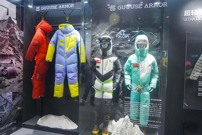 26现场观察：天石鹅铠甲全线装备实拍与体