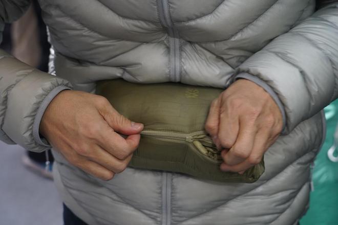 26现场观察：天石鹅铠甲全线装备实拍与体验冰球突破技巧ISPO Beijing 20(图4)