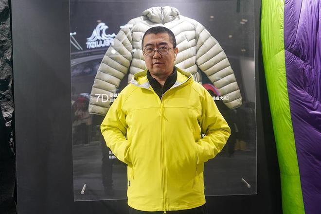 26现场观察：天石鹅铠甲全线装备实拍与体验冰球突破技巧ISPO Beijing 20(图22)